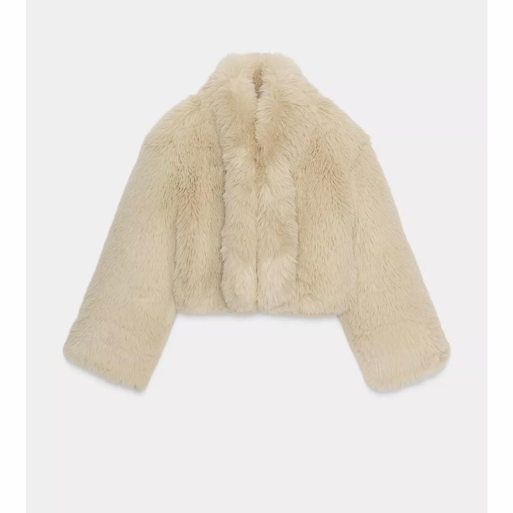 Zara Women's Cream Cropped Faux Fur Jacket NWT